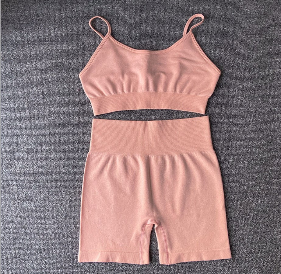 New Yoga Vest &amp; Shorts Suit