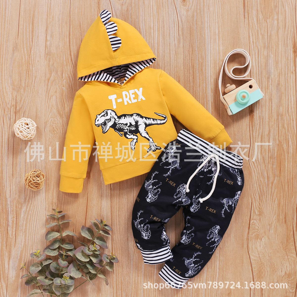 Cross-border Children&#039;s Clothing European And American Style Autumn And Winter New Products Solid Color Letters Boys Hooded Pullovers Animal Printing Foreign Trade Wholesale