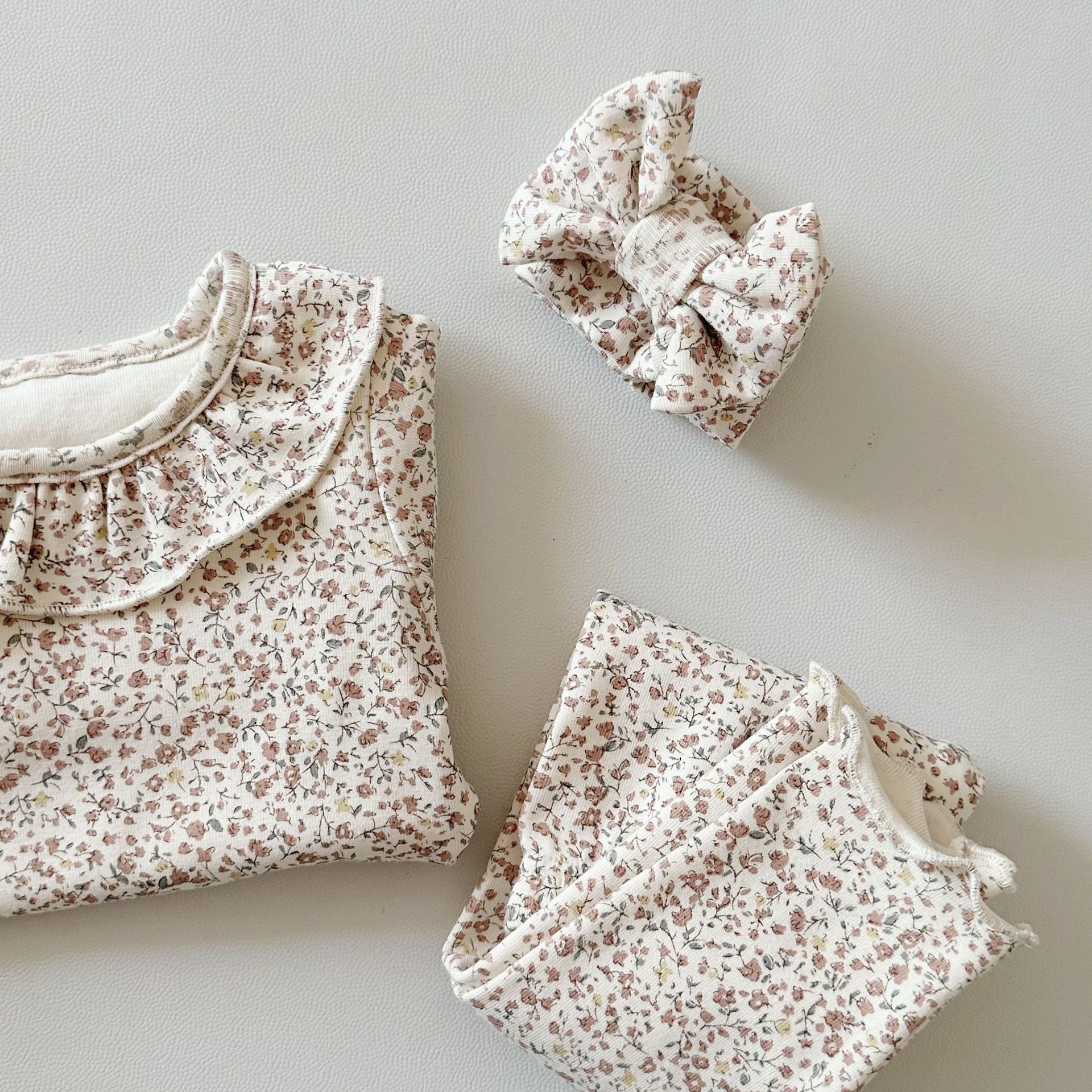Spring And Autumn Baby Small Floral Baby Suit Baby Girl&#039;s Ruffle Collar Home Wear Bottoming Hair Band Three-piece Set