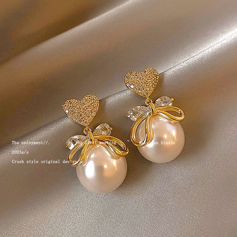 Elegant Zircon Pearl Stud Earrings For Women 2024 New Trendy Earrings Niche Design High-grade Retro Hong Kong Style Earrings