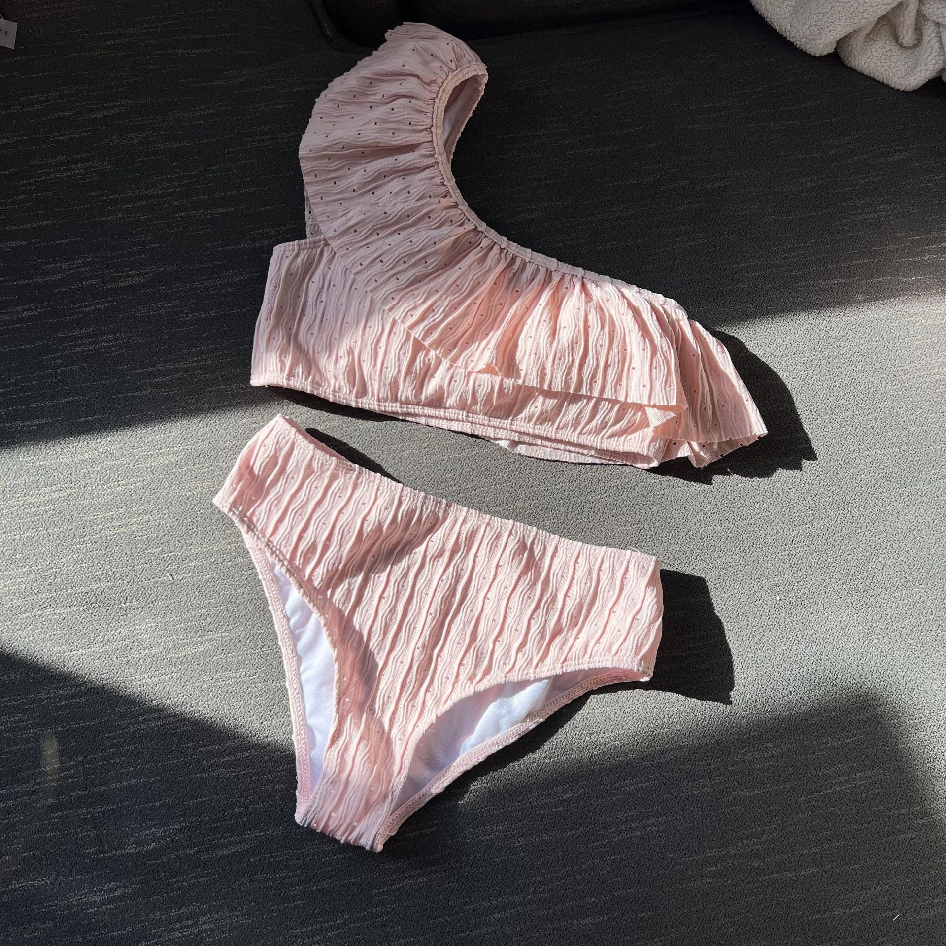 New Split Ruffled Swimsuit Bikini